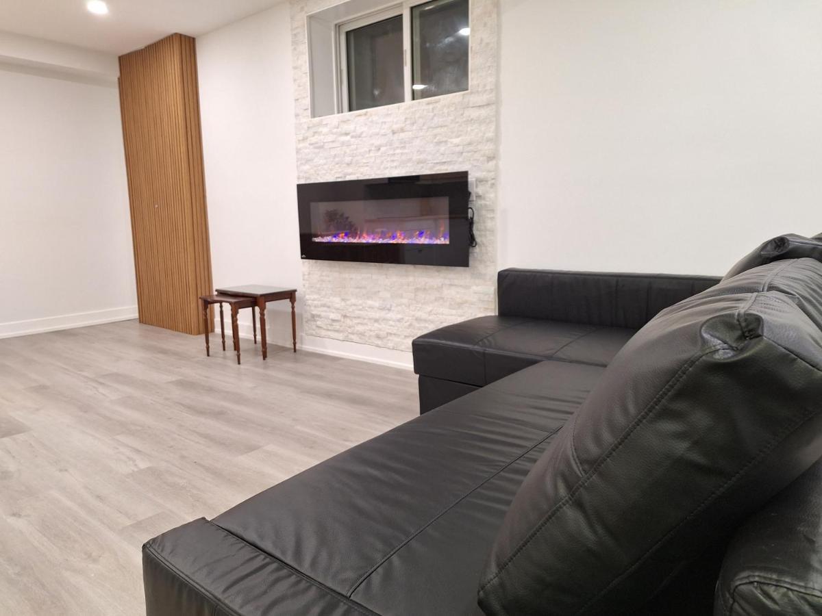Independent Basement Studio Suite Otawa Exterior foto